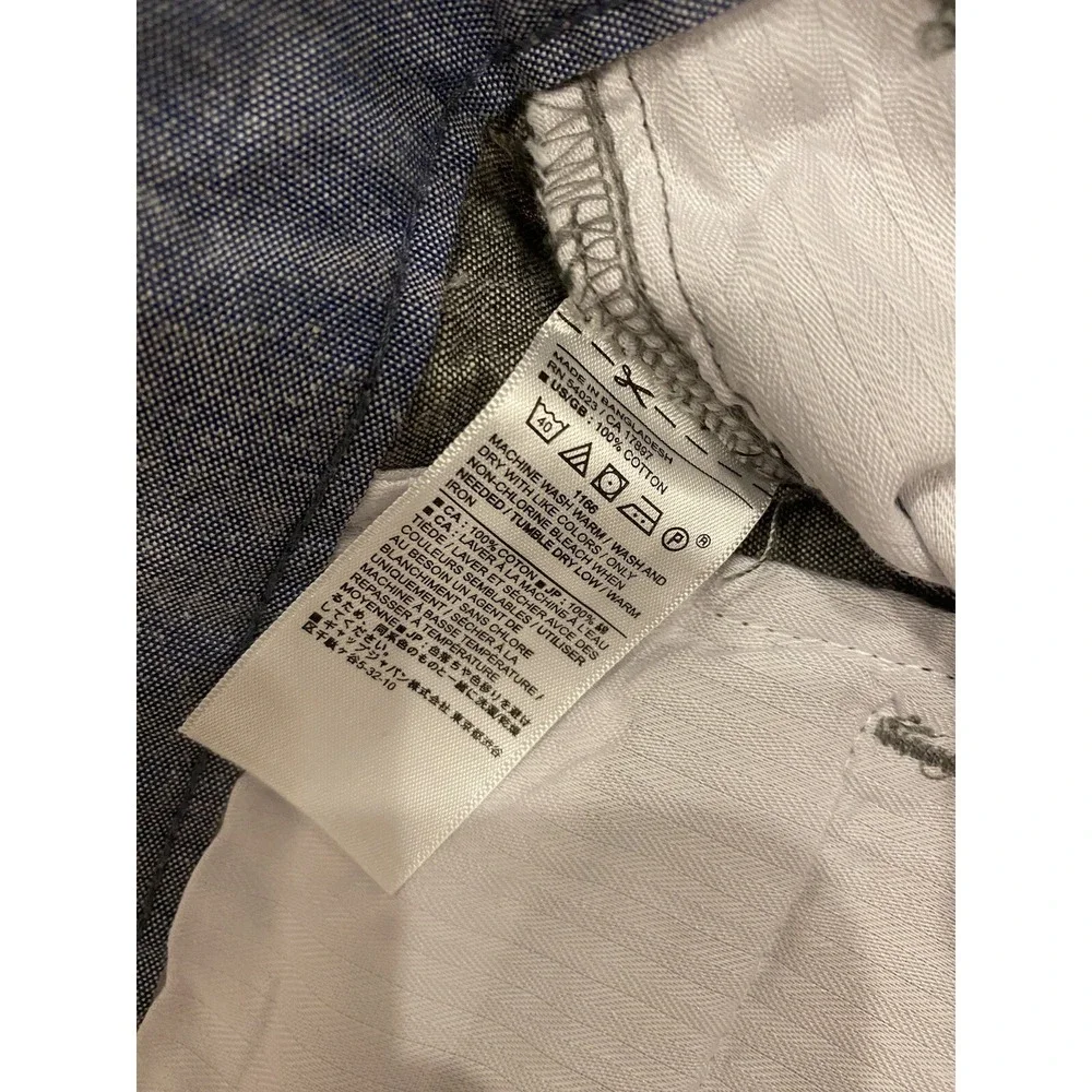 Banana Republic Men's 9